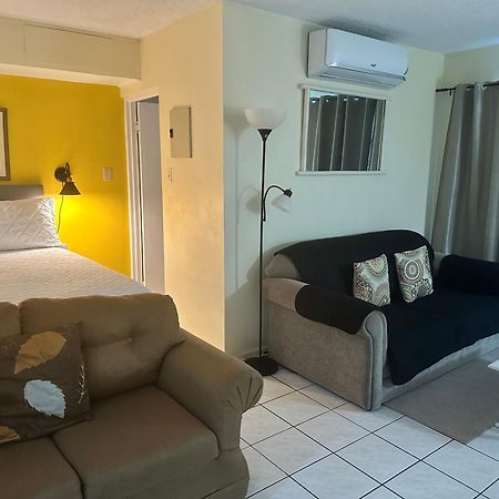 Апартаменти Beryls At Seawind On The Bay , Montego Bay , Jamaica Екстер'єр фото