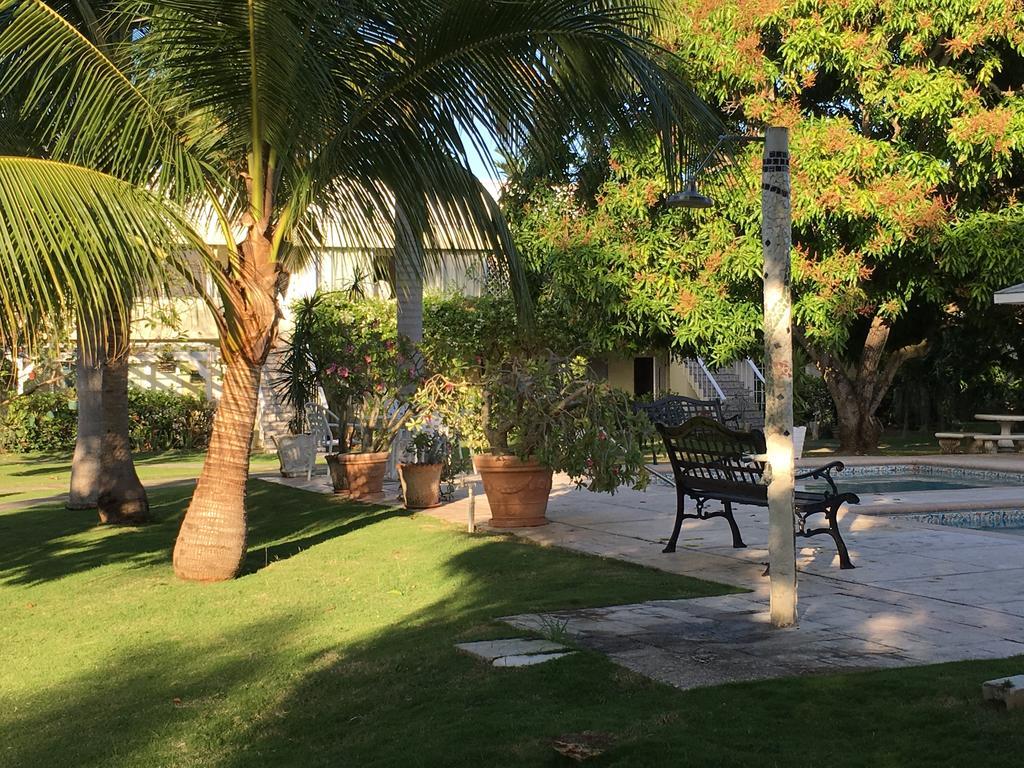 Апартаменти Beryls At Seawind On The Bay , Montego Bay , Jamaica Екстер'єр фото
